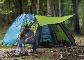 “Tent Talk: Insider Tips for Setting Up Camp Like a Pro”